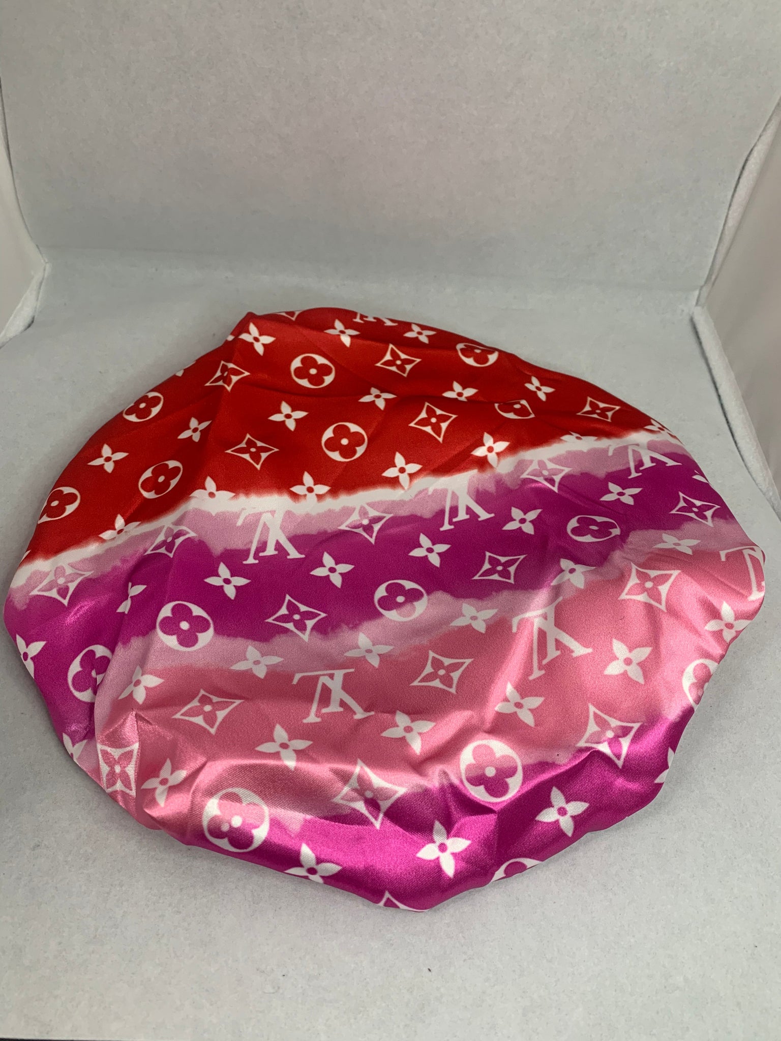 LV Bonnet Ombre Pink